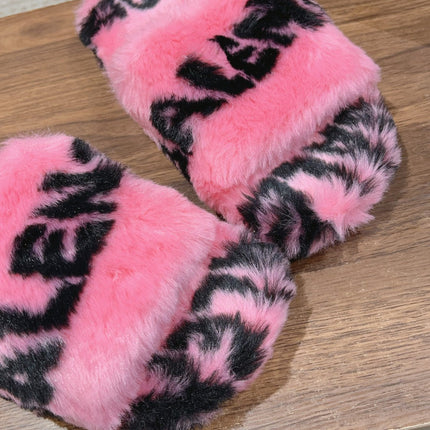 LAMB WOOL SLIPPER PINK AND BLACK