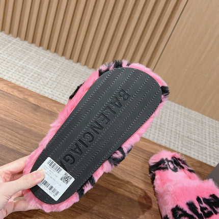 LAMB WOOL SLIPPER PINK AND BLACK