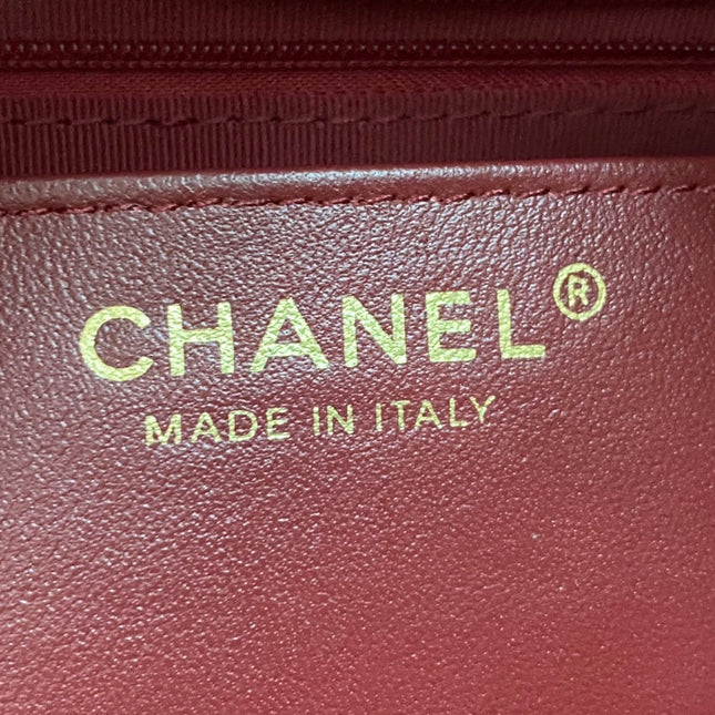 CC MEDIUM 27 TOTE BAG IN BLACK CALFSKIN