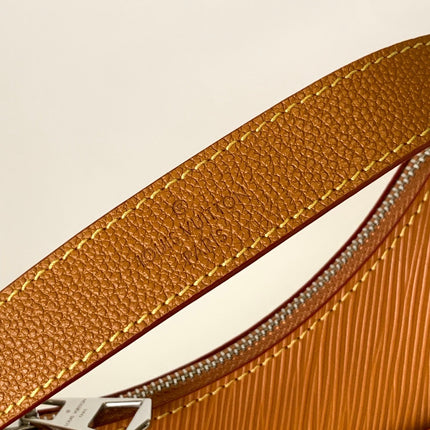 MARELLINI 19 BROWN EPI GRAINED LEATHER