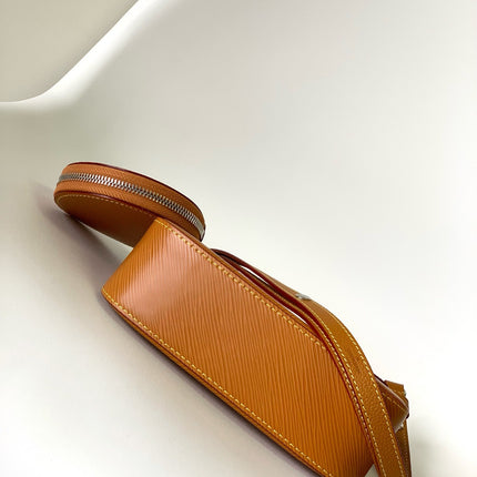 MARELLINI 19 BROWN EPI GRAINED LEATHER