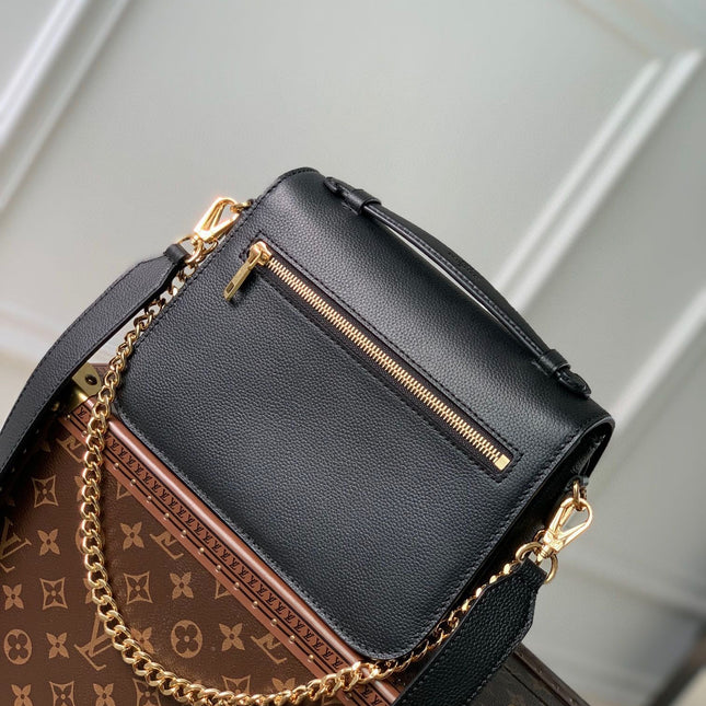 OXFORD 22 IN BLACK LAMBSKIN GOLD HARDWARE