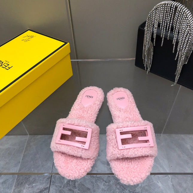 FENDI BAGUETTE SLIDE SLIPPERS IN LIGHT PINK WOOL