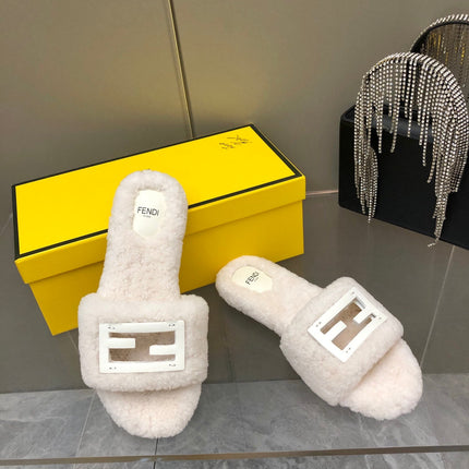 FENDI BAGUETTE SLIDE SLIPPERS IN WHITE WOOL