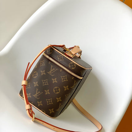 NICE BB 24 TOILETRY POUCH