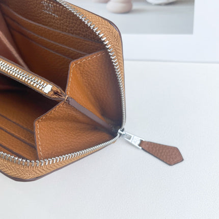 HM SILK'IN HOLED SHORT WALLET 11.5 BROWN GRAINED CALFSKIN