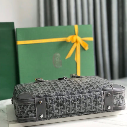 AMBASSADE DOCUMENT CASE 35 IN GRAY GOYARDINE CANVAS