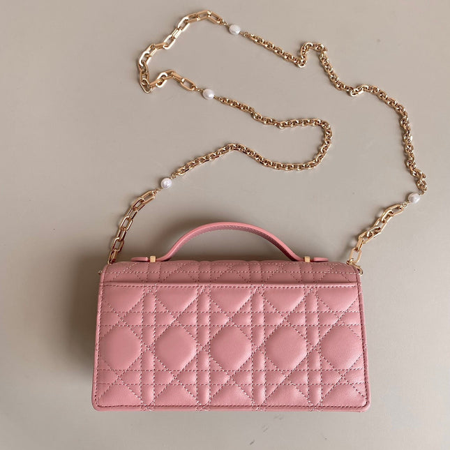 LADY 21 CHAIN BAG IN HOT PINK LAMBSKIN