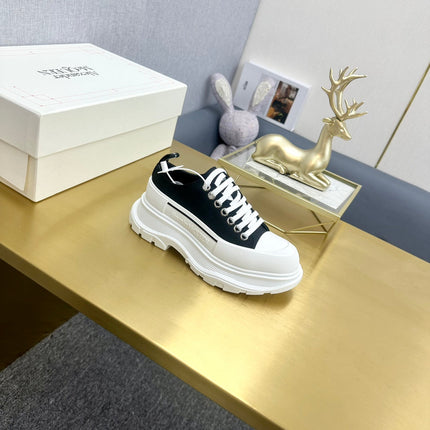 TREAD SLICK LACE UP SNEAKERS IN BLACK CANVAS WHITE  RUBBER SOLE