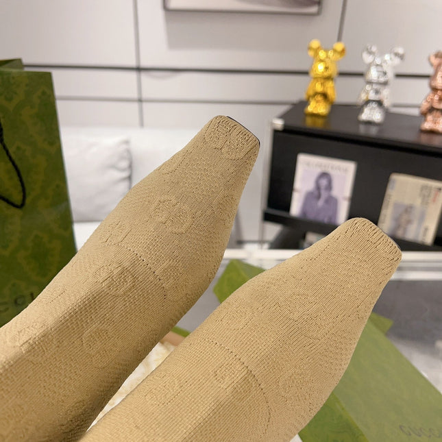 ANKLE BOOTS IN BEIGE KNITTED FABRIC