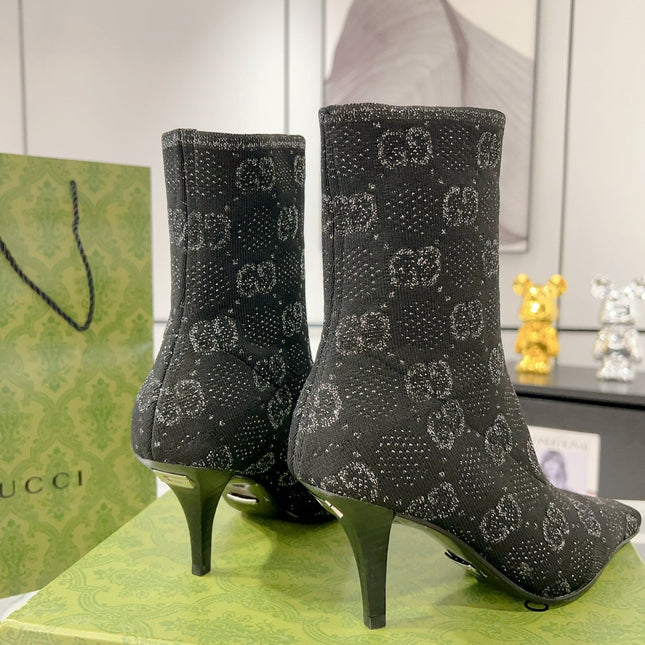 ANKLE BOOTS IN BLACK KNITTED FABRIC