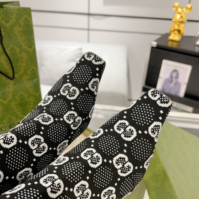 ANKLE BOOTS IN BLACK MIX WHITE KNITTED FABRIC WITH RETRO STYLE