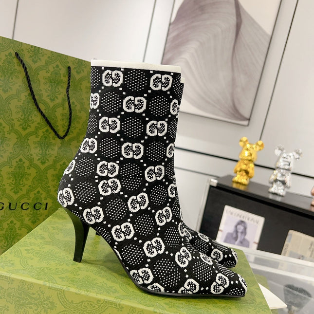 ANKLE BOOTS IN BLACK MIX WHITE KNITTED FABRIC WITH RETRO STYLE