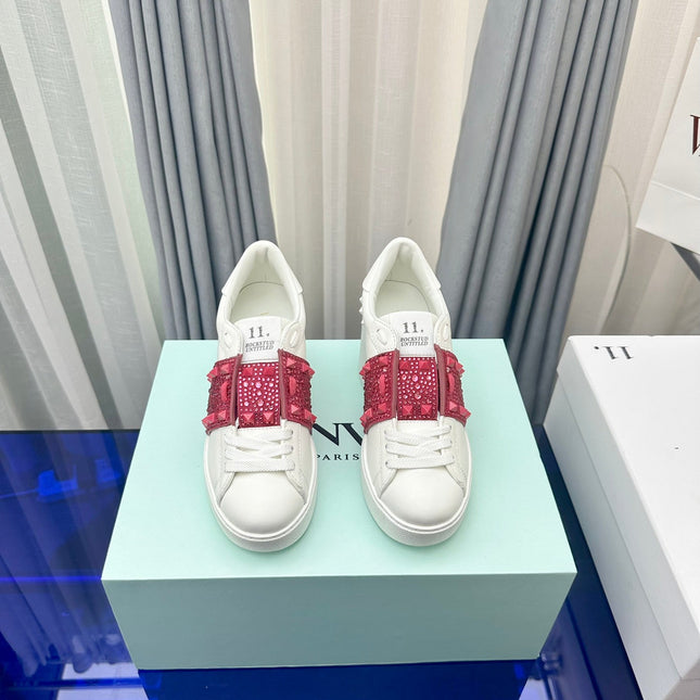 FLATFORM ROCKSTUD UNTITLED SNEAKER IN WHITE MIX MAGENTA PURPLE CALFSKIN WITH RHINSTONES