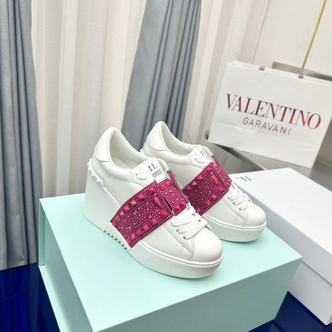 FLATFORM ROCKSTUD UNTITLED SNEAKER IN WHITE MIX MAGENTA PURPLE CALFSKIN WITH RHINSTONES