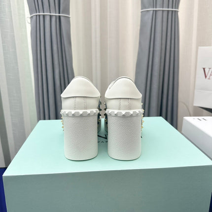 FLATFORM ROCKSTUD UNTITLED SNEAKER IN WHITE CALFSKIN MIX AEGEAN BLUE FABRIC
