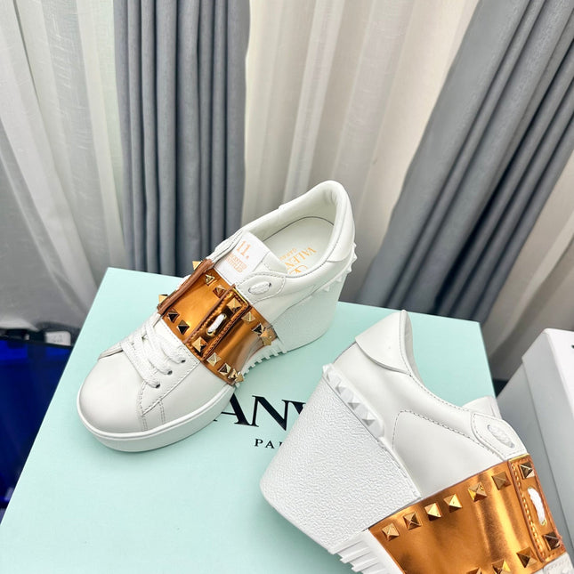 FLATFORM ROCKSTUD UNTITLED SNEAKER IN WHITE MIX COPPER BROWN CALFSKIN