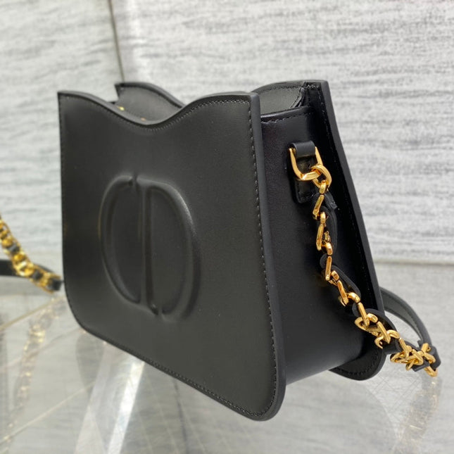 HOBO SIGNATURE 23  BAG IN BLACK LAMBSKIN