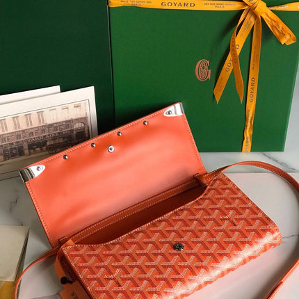 MONTE-CARLO PM CLUTCH 25 IN ORANGE GOYARDINE CANVAS