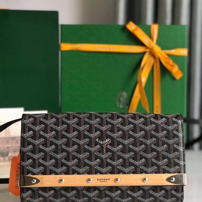 MONTE-CARLO PM CLUTCH 25 IN BLACK GOYARDINE CANVAS