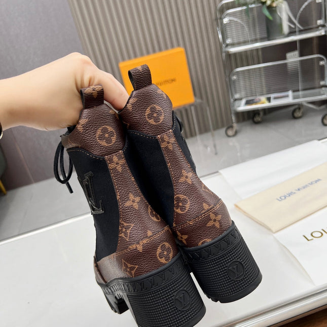 LAUREATE PLATFORM DESERT BOOT IN BLACK JACQUARD AND CHOCOLATE BROWN CALFSKIN