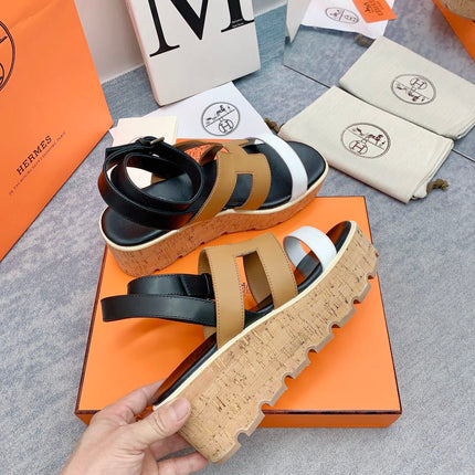 HAVANE 30 SANDAL IN WHITE AND PEANUT BROWN CALFSKIN