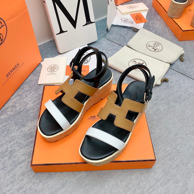 HAVANE 30 SANDAL IN WHITE AND PEANUT BROWN CALFSKIN