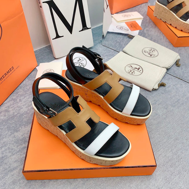 HAVANE 30 SANDAL IN WHITE AND PEANUT BROWN CALFSKIN