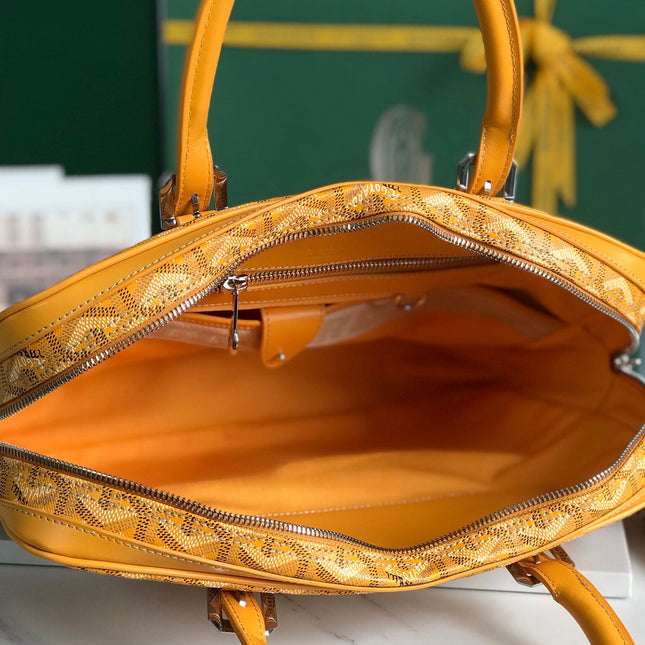 AMBASSADE DOCUMENT CASE 35 IN YELLOW GOYARDINE CANVAS