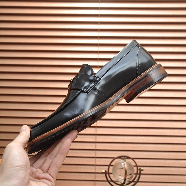 LV FLEX LOAFER IN GLOSSY BLACK CALFSKIN