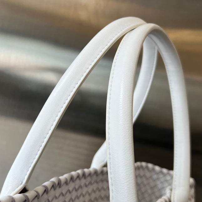 LARGE CABAT 51 IN WHITE LAMBSKIN
