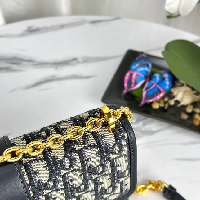 MONTAIGNE 25 BAG IN  BLUE OBLIQUE JACQUARD