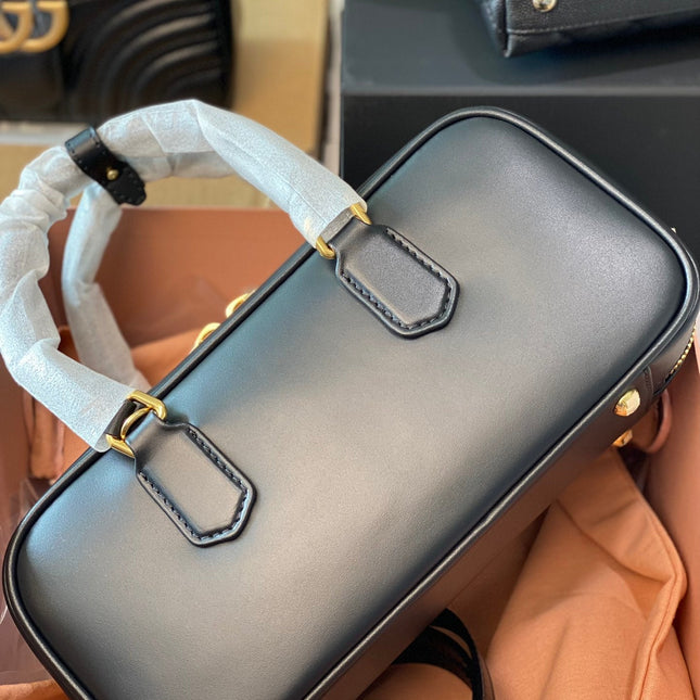 ARCADIE 27 BAG IN BLACK LEATHER