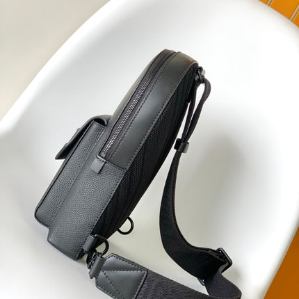 PILOT SLINGBAG 30 IN BLACK COWHIDE LEATHER