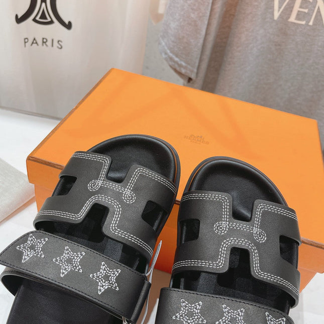 STAR-PATTERNED SANDAL BLACK  CALFSKIN