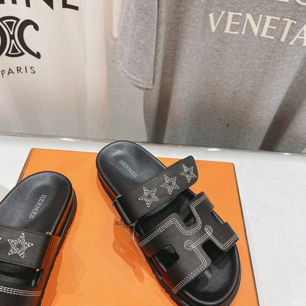 STAR-PATTERNED SANDAL BLACK  CALFSKIN
