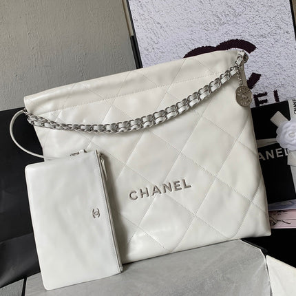 CC LARGE 42 HANDBAG IN WHITE SHINY CALFSKIN SILVER HARDWARE