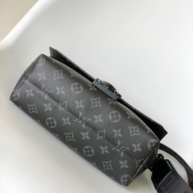 S-CAPE MESSENGER BAG 28 IN BLACK MONOGRAM ECLIPSE CANVAS