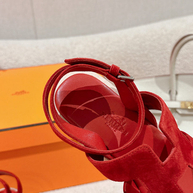 HM 25S HAVANE WEDGE SANDAL IN RED SUEDE
