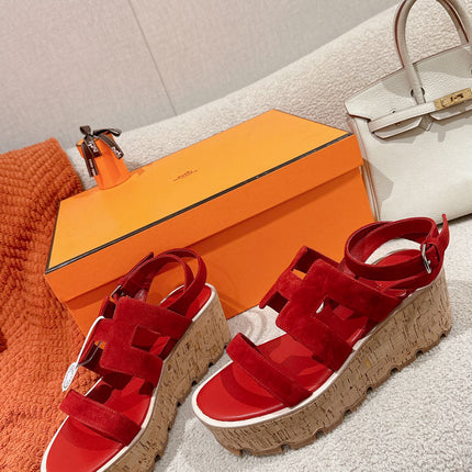 HM 25S HAVANE WEDGE SANDAL IN RED SUEDE