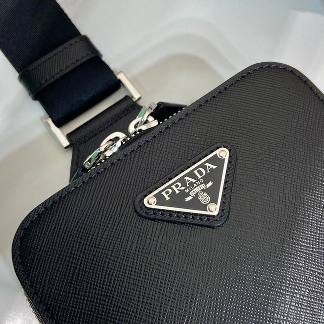 CHEST BAG 20 IN BLACK SAFFIANO LEATHER