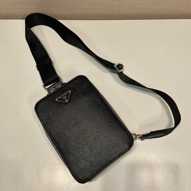 CHEST BAG 20 IN BLACK SAFFIANO LEATHER