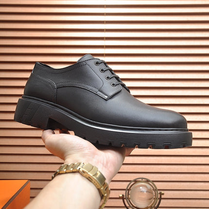 HM DANIEL TRAMPING SHOE BLACK CALFSKIN