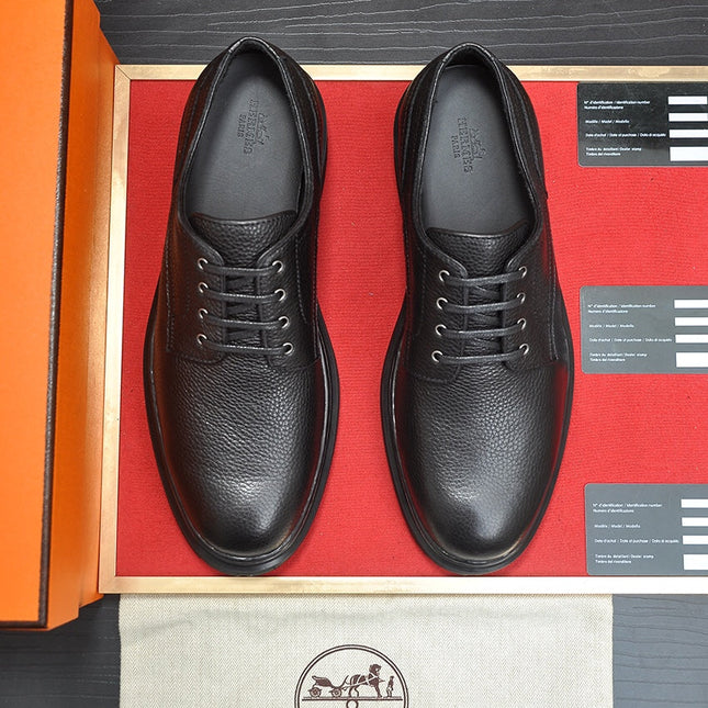 HM DANIEL TRAMPING SHOE BLACK GRAINDED CALFSKIN