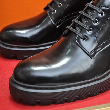 HM DANIEL TRAMPING SHOE GLOSSY BLACK CALFSKIN