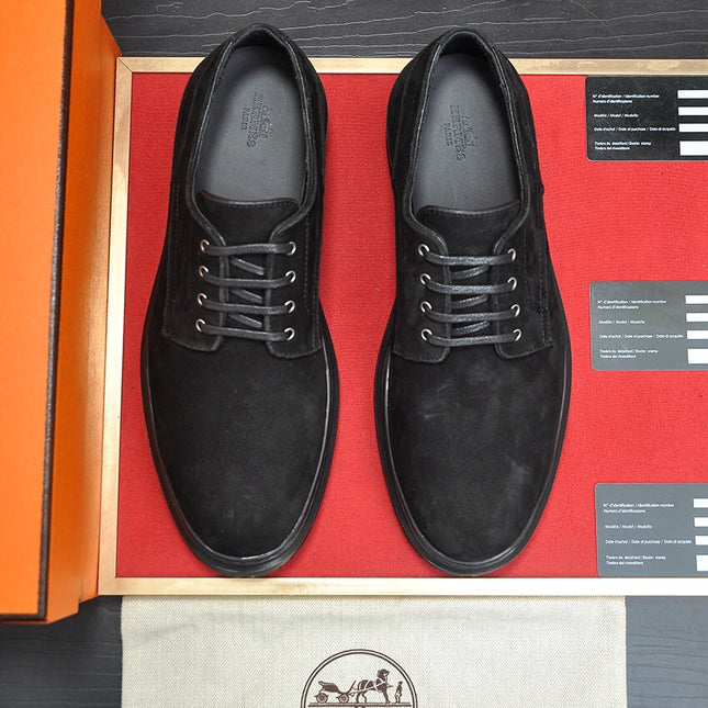 HM DANIEL TRAMPING SHOE BLACK SUEDE