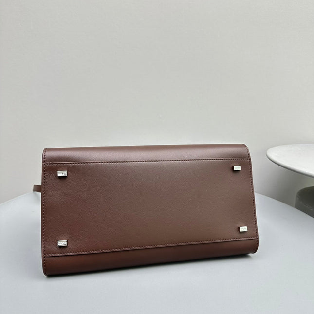 MINIMALIST STRUCTURED SILHOUETTE HANDBAG 32 IN MAUVE BROWN CALFSKIN