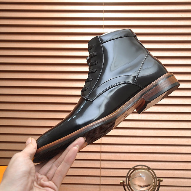 LV SHORT BOOT IN GLOSSY BLACK CALFSKIN