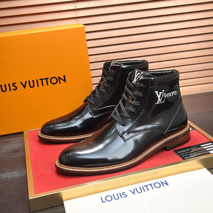 LV SHORT BOOT IN GLOSSY BLACK CALFSKIN