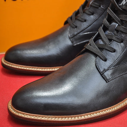 LV SHORT BOOT IN BLACK CALFSKIN